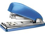 Agrafador Petrus 226 Classic Wow. Cor azul metalizado. Capacidade 30 folhas. em Blister