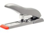 Agrafador Rapid Fashion Hd70. Cor prata/laranja. Capacidade 70 folhas. Usa agrafes 9/8-10 e 23/8-10.