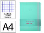 Caderno com Elástico Antartik capa dura rosa e turquesa. Formato A4, com 100 folhas quadrículadas, gramagem 80 grs.